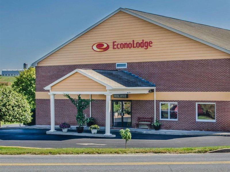 Baymont By Wyndham Lancaster Pa Dutch Country Exterior foto